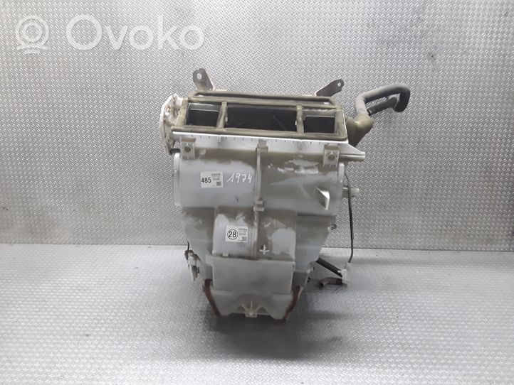 Toyota Avensis Verso Salono oro mazgo komplektas 8705044310