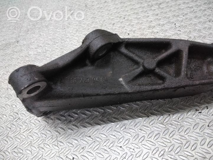 Mercedes-Benz Vaneo W414 Supporto di montaggio del motore (usato) 1662230404