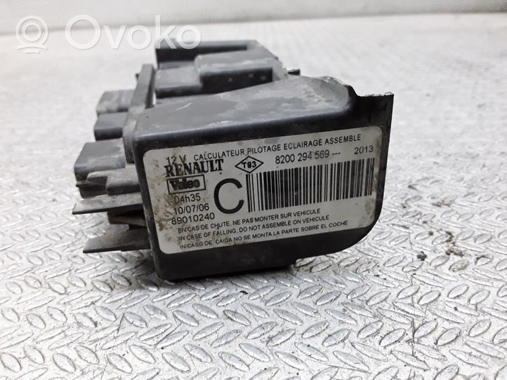 Renault Clio III Modulo luce LCM 8200294569