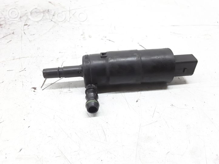 Volkswagen PASSAT B5.5 Headlight washer pump 1J0955681