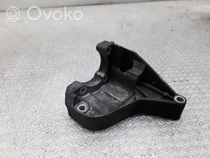 BMW 3 E90 E91 Supporto di montaggio della pompa del servosterzo 779445501