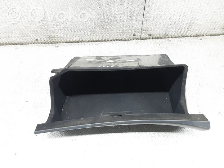 Toyota Avensis T250 Glove box 5555005070