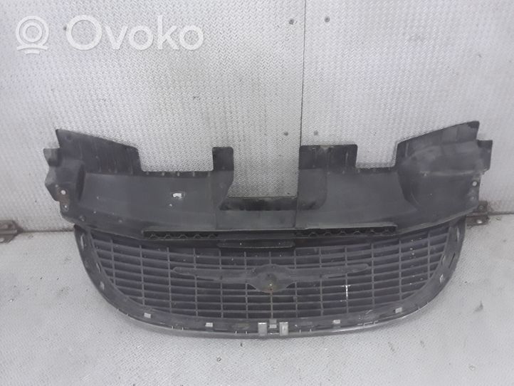 Chrysler Voyager Grille calandre supérieure de pare-chocs avant 4857522A