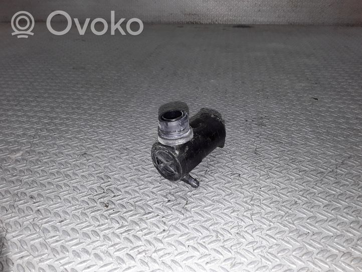 Daihatsu YRV Tuulilasi tuulilasinpesimen pumppu 8603101260