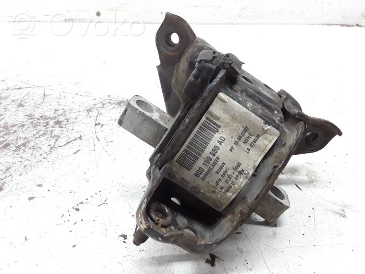 Skoda Fabia Mk1 (6Y) Supporto della scatola del cambio 6Q0199555