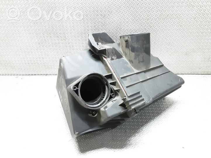 Volkswagen Polo IV 9N3 Scatola del filtro dell’aria 6Q0129601AR