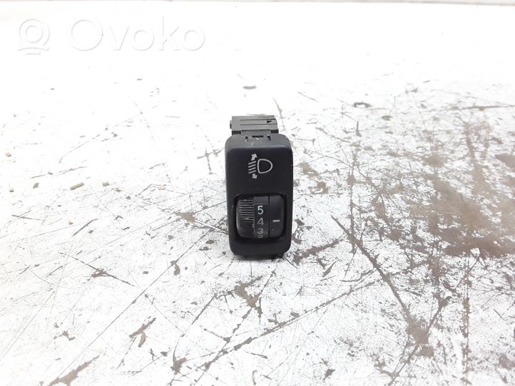 Toyota Corolla Verso E121 Headlight level height control switch 