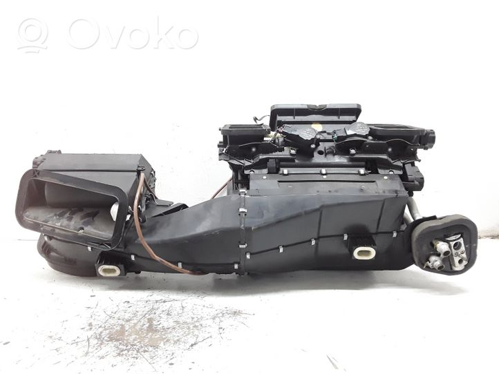 Mercedes-Benz E W211 Salono oro mazgo komplektas 2118301262