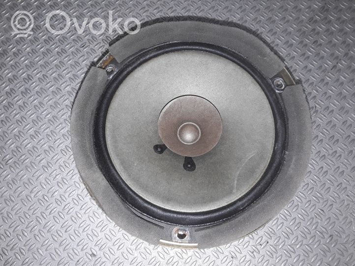 Suzuki Grand Vitara I Rear door speaker 090014056