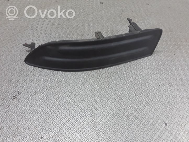 Toyota Avensis T250 Grille inférieure de pare-chocs avant 5212802020