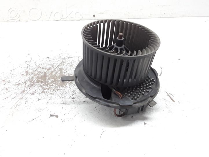 Volkswagen Jetta V Ventola riscaldamento/ventilatore abitacolo 35987694C