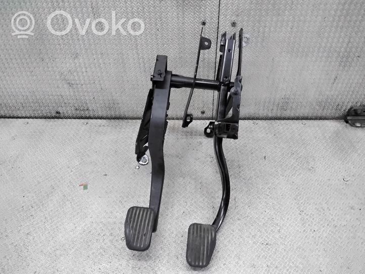 Volvo S60 Pedal assembly 3524406