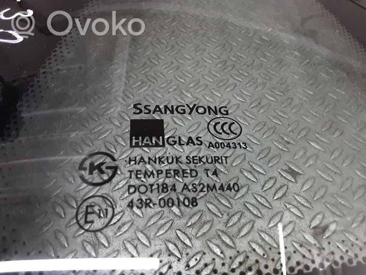 SsangYong Rexton Takakulmaikkunan ikkunalasi A004313