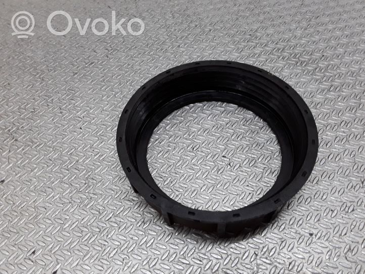 Nissan X-Trail T30 Bague de verrouillage pour réservoir de carburant 1734379900