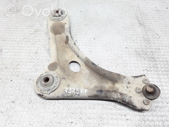 Citroen C3 Front lower control arm/wishbone 