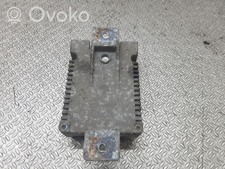 Mercedes-Benz Vaneo W414 Coolant fan relay A0255453232