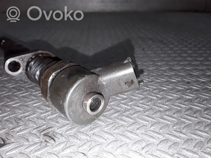 Citroen C8 Injecteur de carburant 0445110036