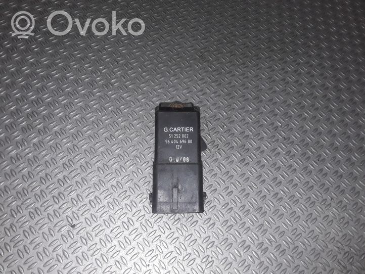 Citroen C4 I Przekaźnik / Modul układu ogrzewania wstępnego 9641086480