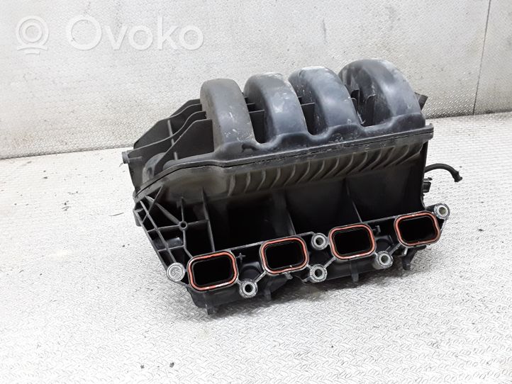 Volkswagen Jetta V Intake manifold 03C129709F