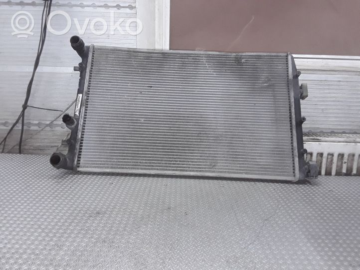 Volkswagen Polo IV 9N3 Radiatore di raffreddamento 6Q121253R