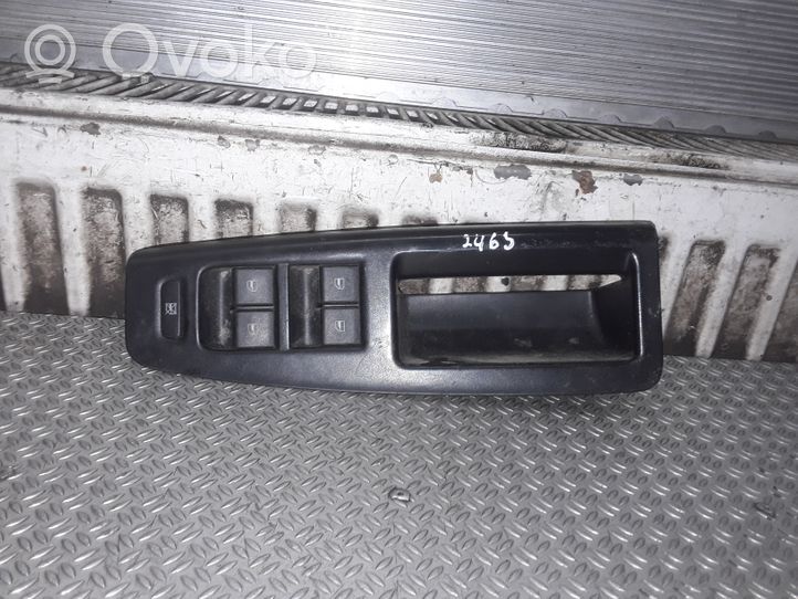 Volkswagen Polo IV 9N3 Interruttore di controllo dell’alzacristalli elettrico 6Q1867171F