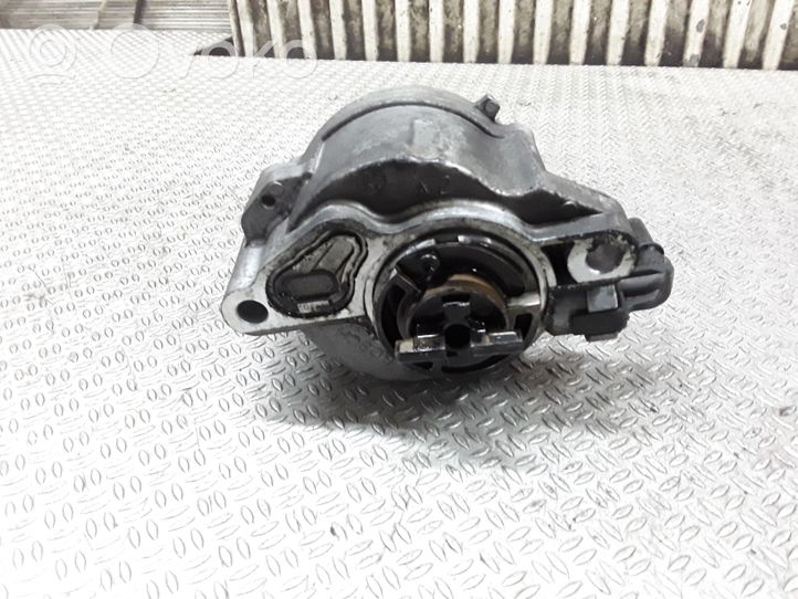 Mazda 3 I Pompe à vide D1561B2904N