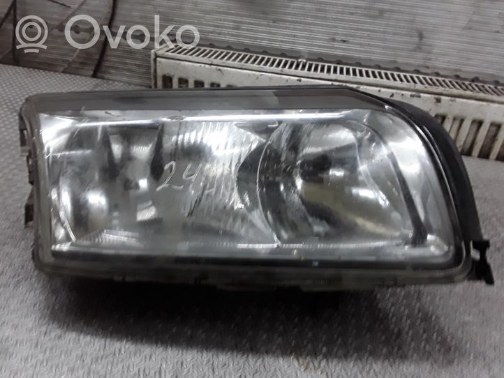 Volvo S80 Lampa przednia 