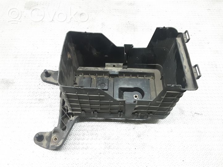 Volkswagen Golf V Vassoio batteria 1K0915333C