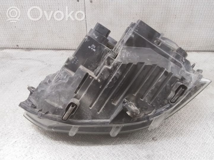 Volkswagen Transporter - Caravelle T5 Headlight/headlamp 030125430200