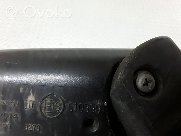 Toyota Yaris Manualne lusterko boczne drzwi przednich E13010399