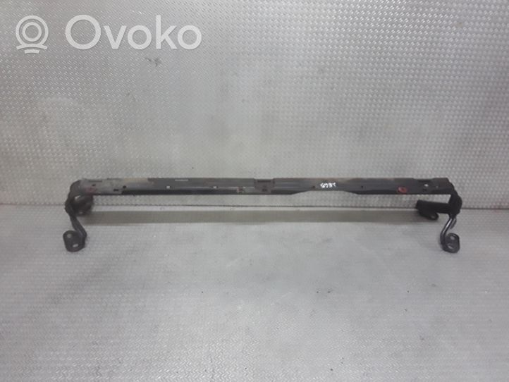 Volvo V50 Traverse inférieur support de radiateur 