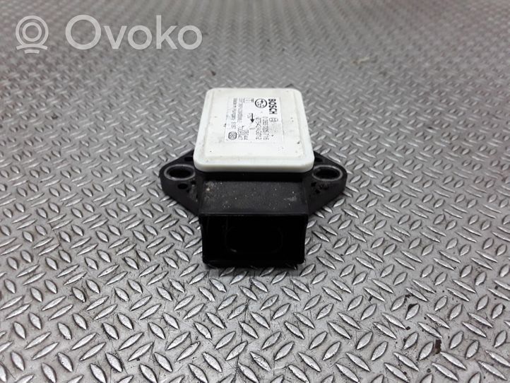 Subaru Legacy ESP (elektroniskās stabilitātes programmas) sensors (paātrinājuma sensors) 0265005716