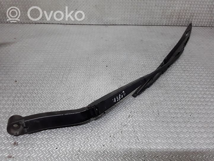 Subaru Legacy Priekinio stiklo valytuvas A6692LD