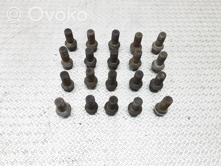 Mercedes-Benz ML W163 Nuts/bolts 