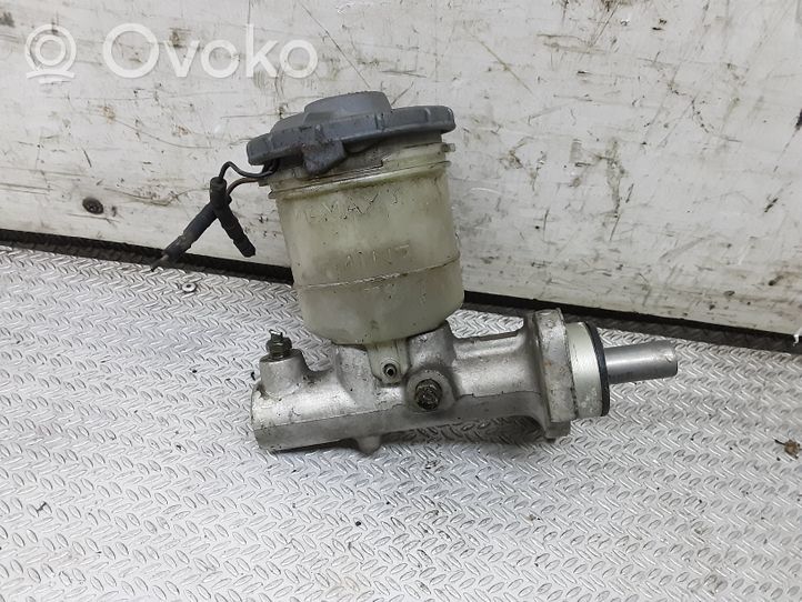 Rover 45 Główny cylinder hamulca 74471087