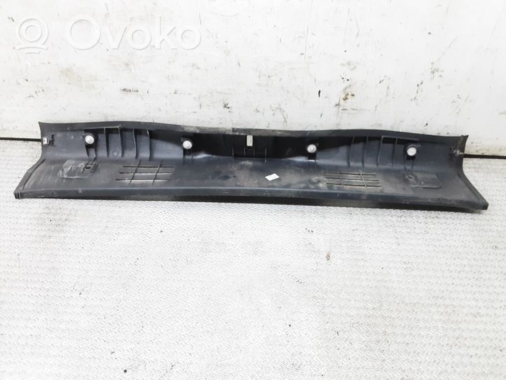 Renault Modus Trunk/boot sill cover protection 8200213727