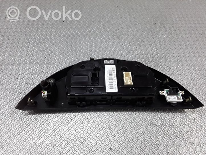 Nissan Note (E11) Ilmastoinnin ohjainlaite 275009U10A