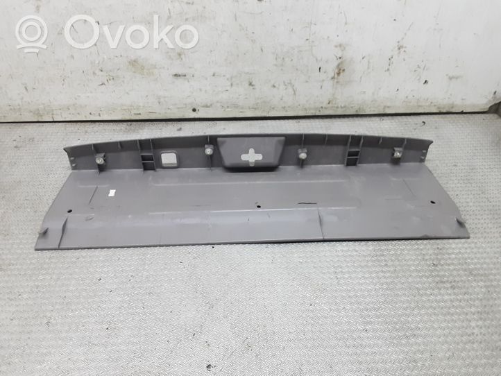 Mitsubishi Grandis Ladekante Verkleidung Kofferraum MR576079