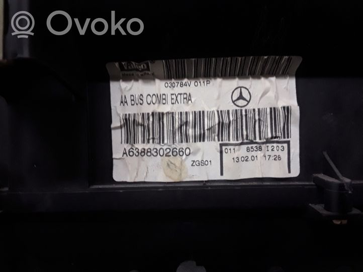 Mercedes-Benz Vito Viano W638 Sisälämmityksen ilmastoinnin korin kokoonpano A6388302660