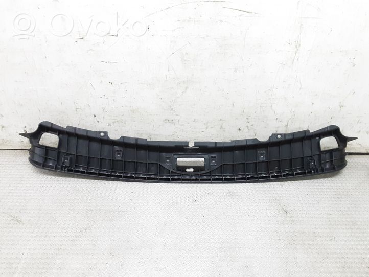 BMW 5 E60 E61 Rivestimento di protezione sottoporta del bagagliaio/baule 51477050366