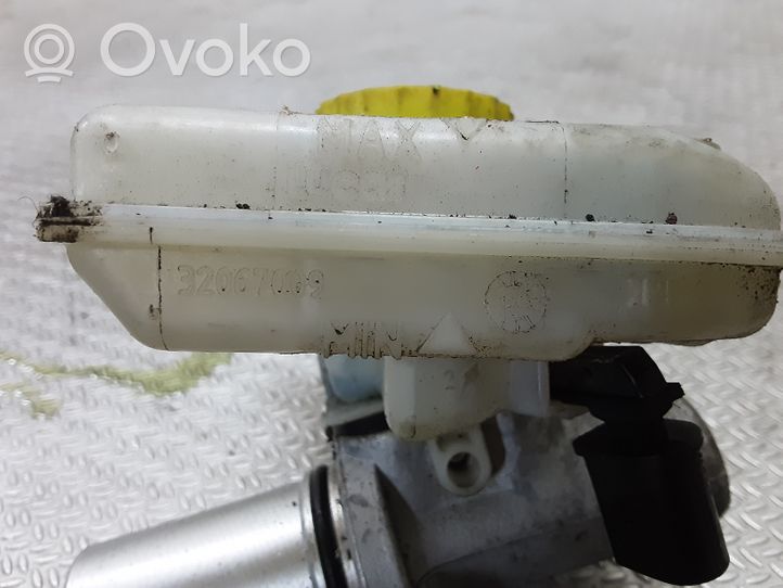 Audi A6 S6 C6 4F Master brake cylinder 32067009