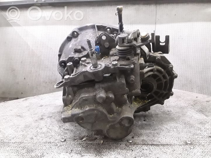 Renault Megane II Manual 6 speed gearbox ND00008