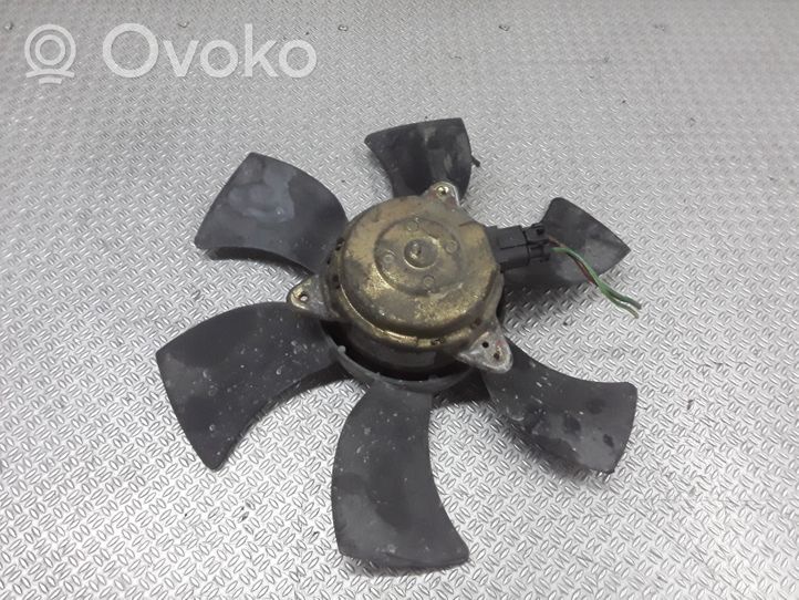 Nissan Almera Tino Hélice moteur ventilateur 