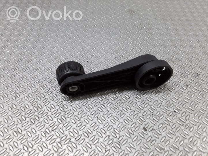 Volkswagen Fox Ручка для открытия окна 6Q0837581A