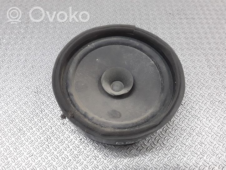 Mitsubishi L200 Rear door speaker 8720A017