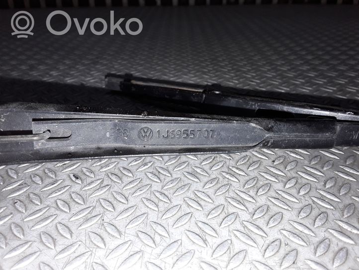 Volkswagen Golf IV Rear wiper blade 1J6955707A