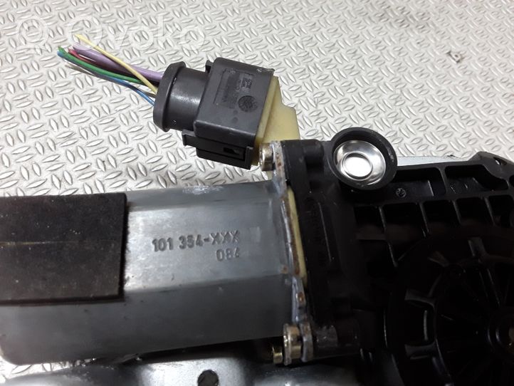 Volvo V70 Alzacristalli della portiera anteriore con motorino 101354XXX