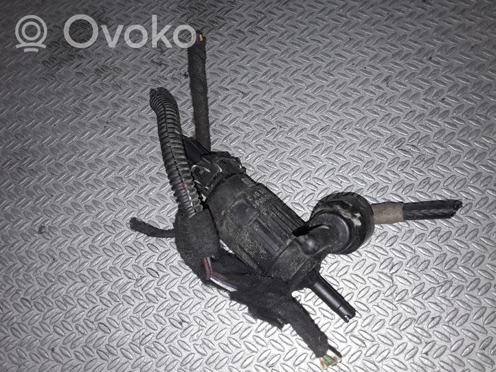 Opel Combo C Windscreen/windshield washer pump 090586632