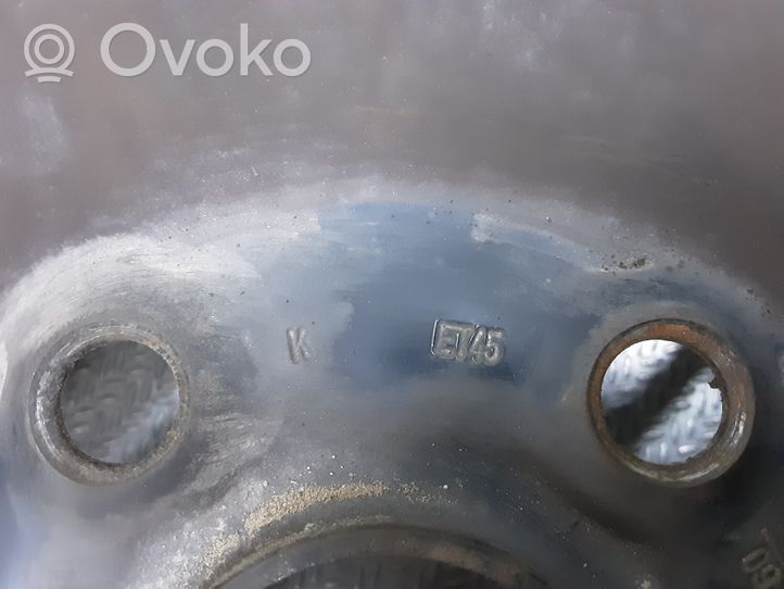 Audi A4 S4 B5 8D R 15 plieninis štampuotas ratlankis (-iai) 8E0601027