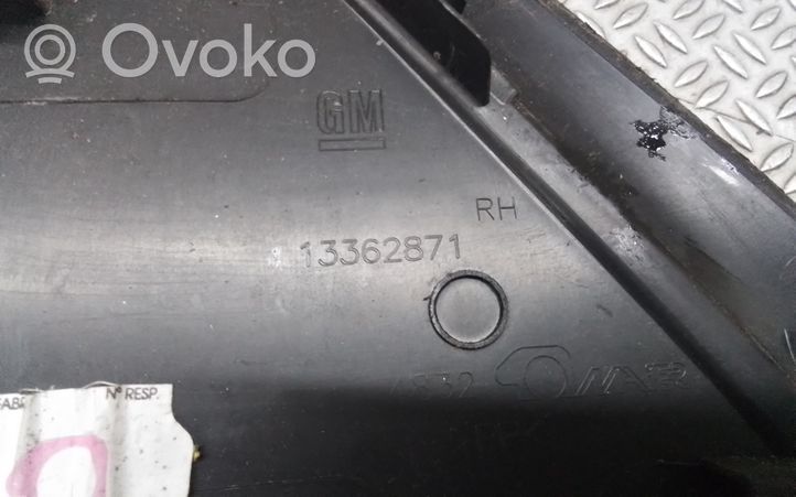 Opel Meriva B Listwa / Nakładka na błotnik przedni 13362871